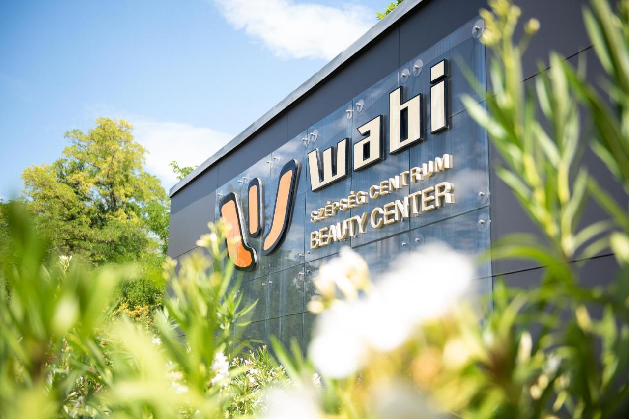 סופרון Wabi Hotel - Beauty & Dental Center מראה חיצוני תמונה